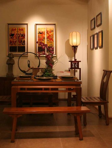 中式典雅復古60平米一居室餐廳背景墻裝修效果圖